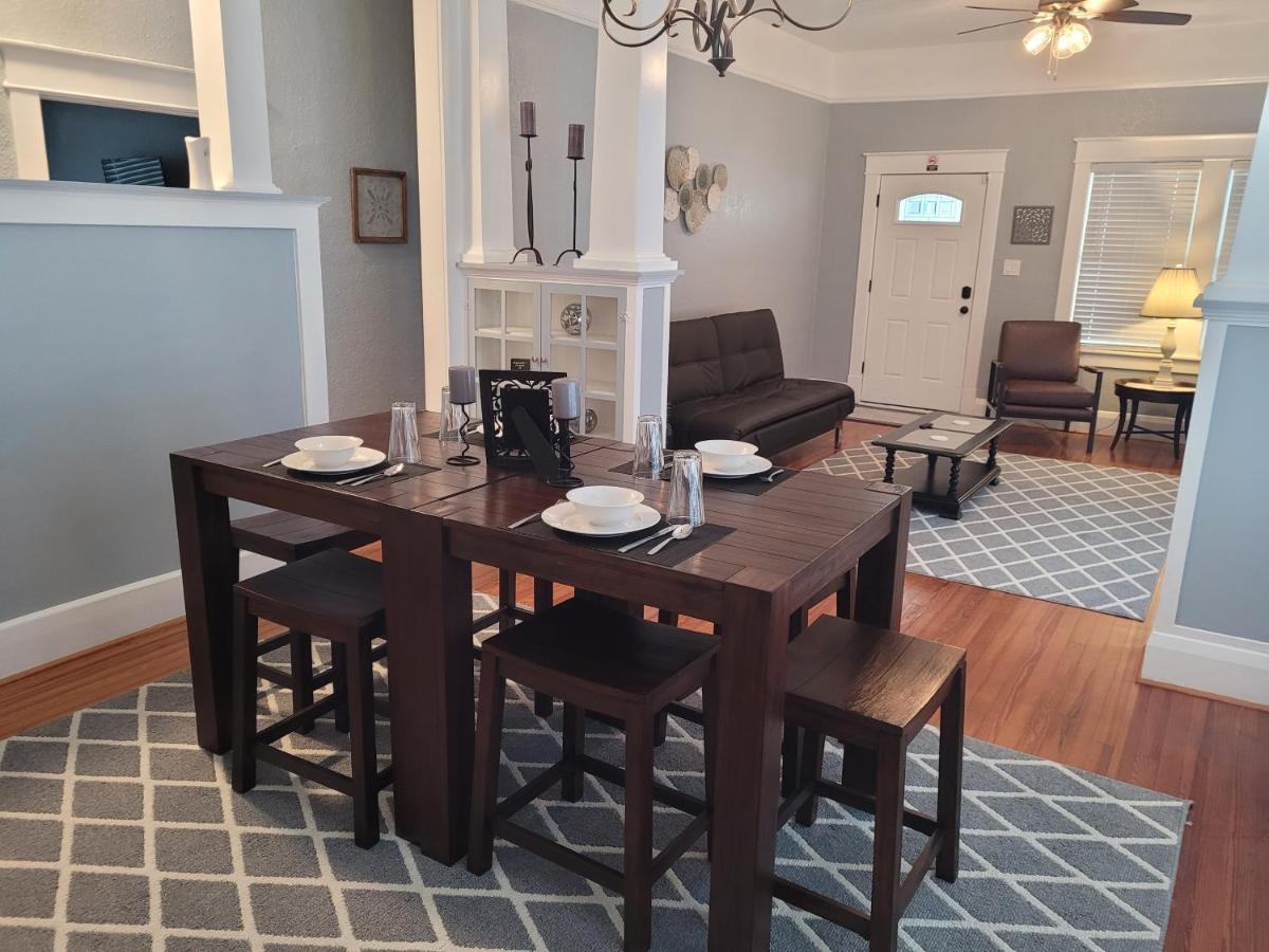 Modern Two Bedroom Home Лейкленд Экстерьер фото