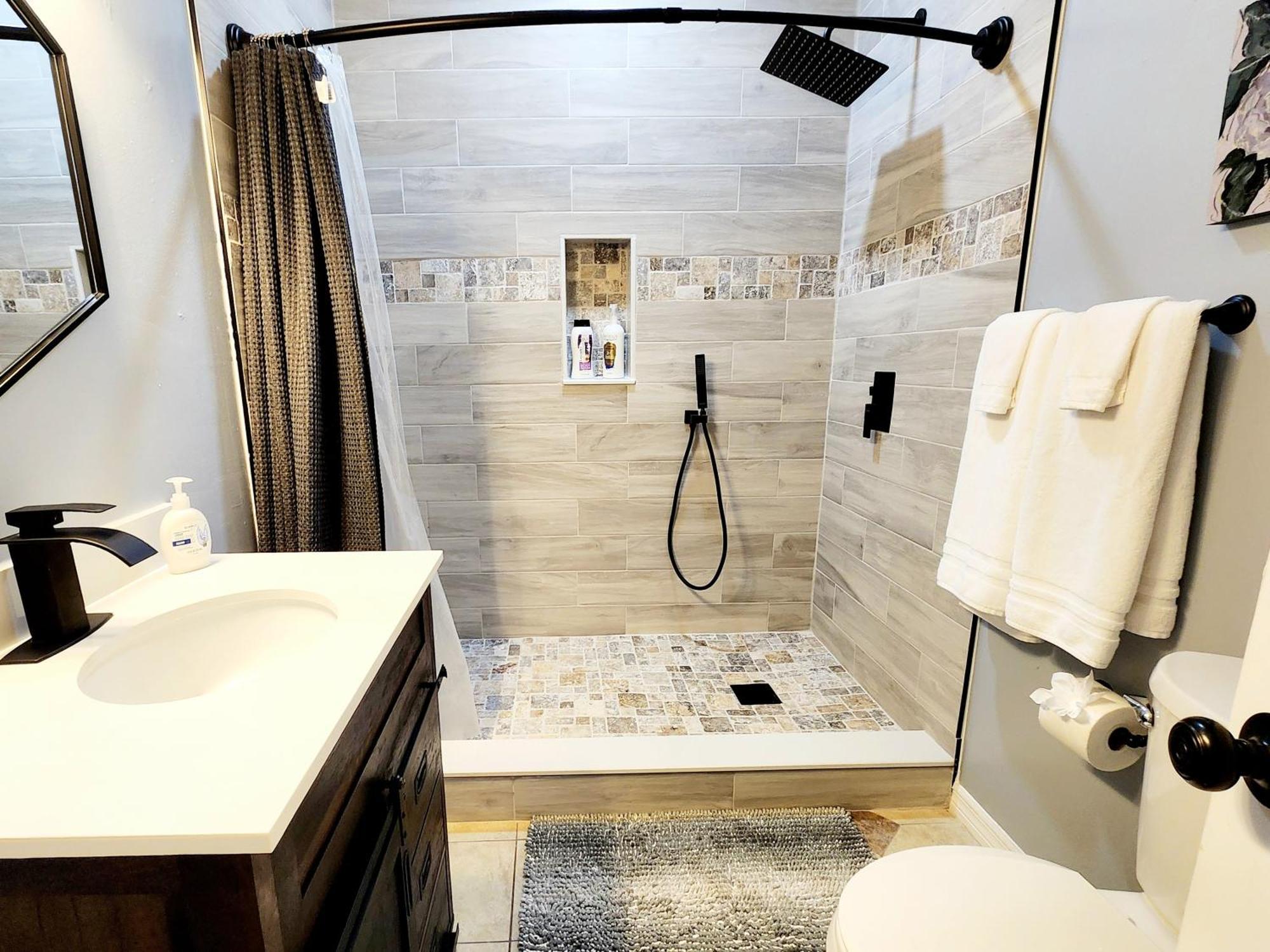 Modern Two Bedroom Home Лейкленд Экстерьер фото